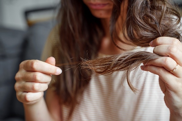 Signs Of Dry And Damaged Hair